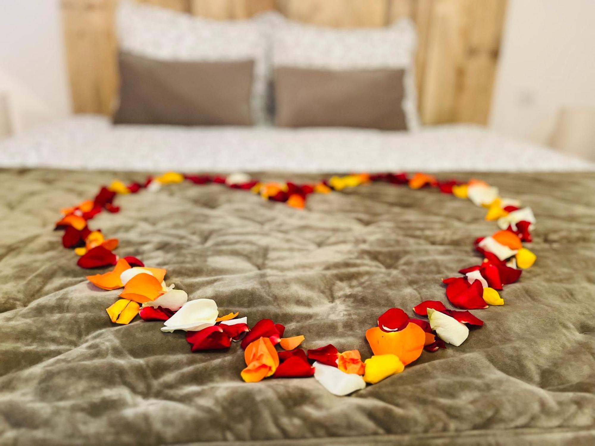 Gite A L'Ombre Des Magnolias Lesterps Ngoại thất bức ảnh